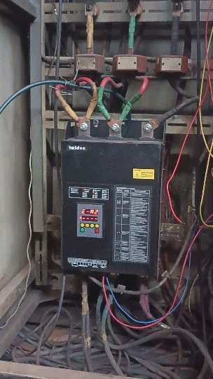 当电力调解器的调理精度不知足要求时，会对负载爆发哪些不良影响？