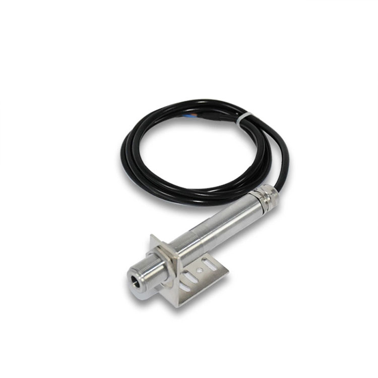 热电偶与红外线温度计相比，它们在差别应用场景中的优点和劣势是什么？