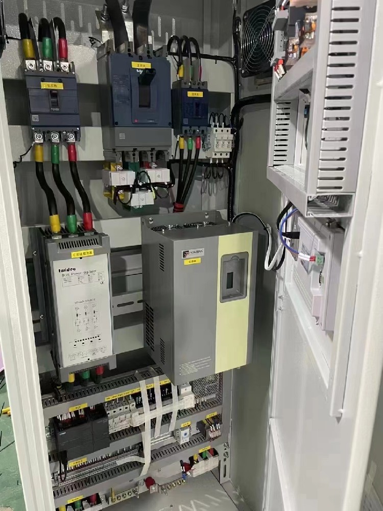 关于间歇性事情的负载，，怎样选择合适的电力调解器以提高其使用寿命？