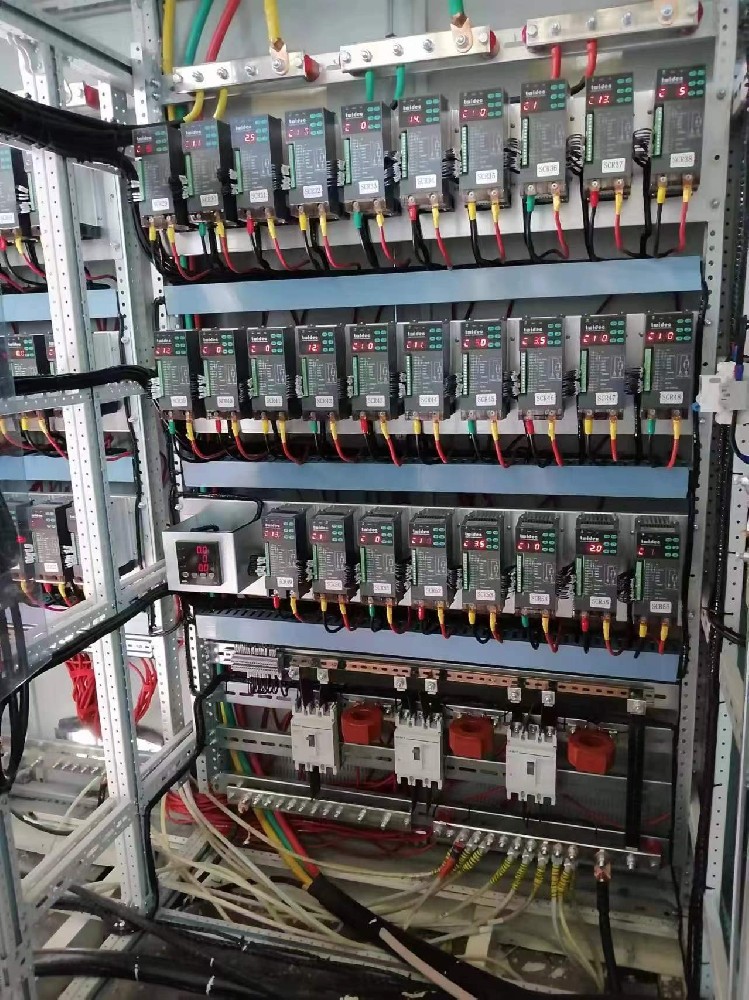 炸裂！不起眼的温控，，竟藏着让工业装备产能暴涨 10 倍的神秘